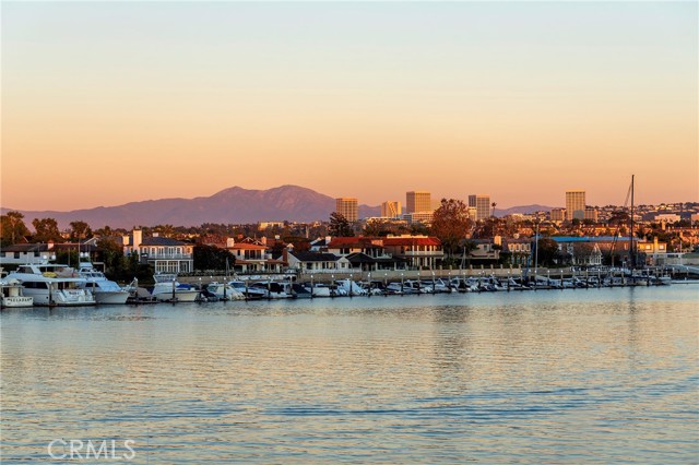 Detail Gallery Image 59 of 63 For 704 via Lido Nord, Newport Beach,  CA 92663 - 4 Beds | 4/1 Baths