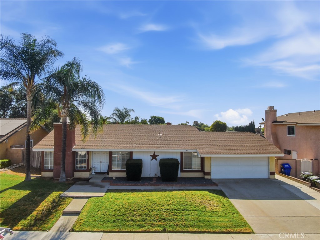 2533 N Glenwood