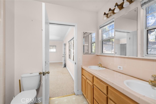 Detail Gallery Image 11 of 37 For 117 17th St, Paso Robles,  CA 93446 - 4 Beds | 3 Baths