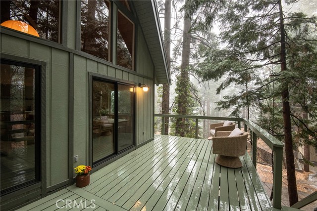 Detail Gallery Image 28 of 31 For 28443 Altamont Ct, Lake Arrowhead,  CA 92352 - 3 Beds | 2/1 Baths