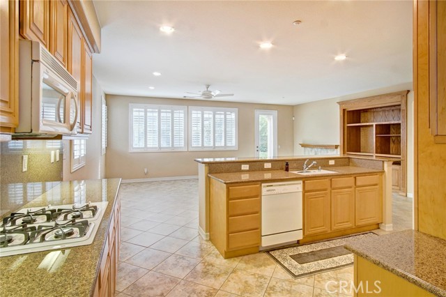 Detail Gallery Image 10 of 38 For 11578 Trailrun Ct, Riverside,  CA 92505 - 4 Beds | 2/1 Baths