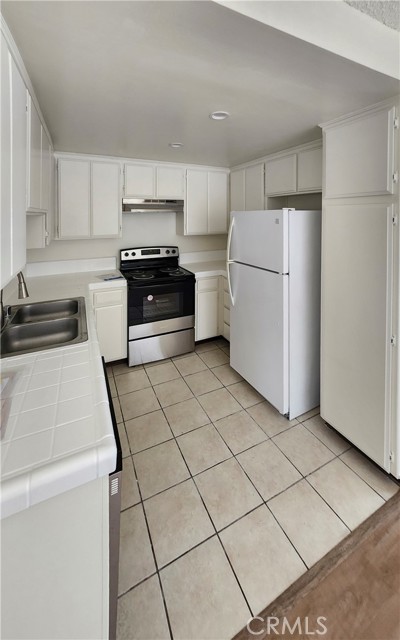Detail Gallery Image 8 of 13 For 10923 Moorpark St, North Hollywood,  CA 91602 - – Beds | – Baths