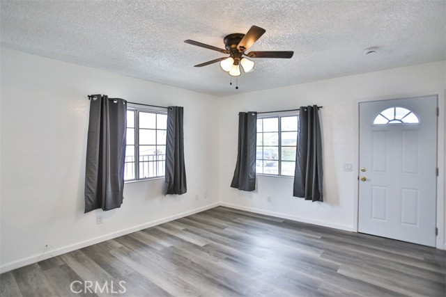 Detail Gallery Image 6 of 27 For 2154 E. 14th St, Long Beach,  CA 90804 - 2 Beds | 1 Baths