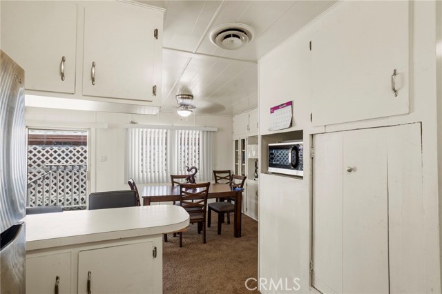 Detail Gallery Image 11 of 38 For 23456 Ottawa Rd #8,  Apple Valley,  CA 92308 - 2 Beds | 2 Baths