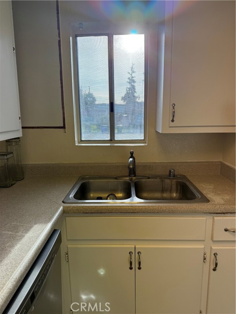 Detail Gallery Image 15 of 26 For 1108 Kings, Chowchilla,  CA 93610 - 3 Beds | 2 Baths