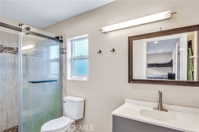 Detail Gallery Image 12 of 41 For 9022 Marlene Ave, Garden Grove,  CA 92841 - 6 Beds | 4 Baths