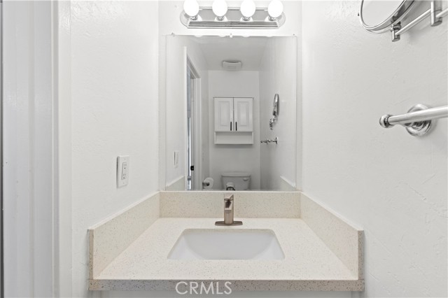 Detail Gallery Image 22 of 39 For 16 Lakepines, Irvine,  CA 92620 - 2 Beds | 1/1 Baths