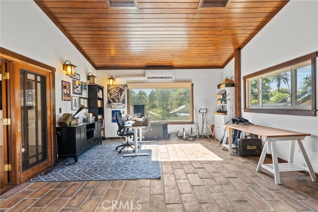 1719 Monte Vista Street, Pasadena CA: https://media.crmls.org/medias/32eaf6fe-68ef-4982-9566-2b8dd5694a1e.jpg
