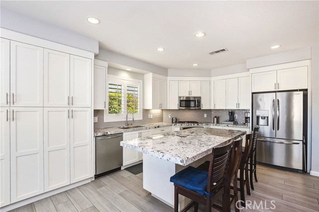 Detail Gallery Image 6 of 38 For 42911 Dell Lago Ct, Indio,  CA 92203 - 3 Beds | 2 Baths