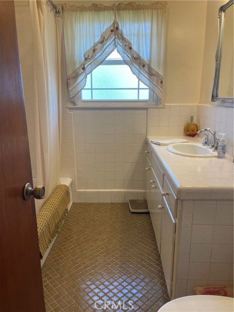 Detail Gallery Image 20 of 31 For 1716 E Sycamore St, Anaheim,  CA 92805 - 3 Beds | 1/1 Baths
