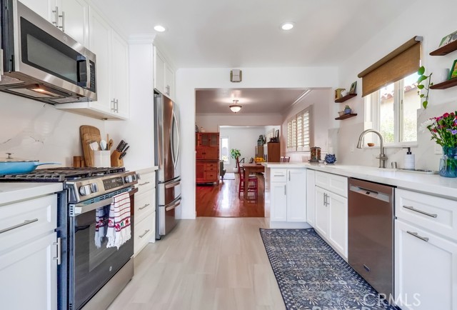 Image 14 of 49 For 3590 Myrtle Avenue