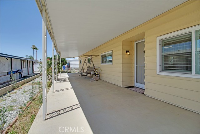 1180 Camino Del Rancho, Hemet CA: https://media.crmls.org/medias/32ef18fa-5dc5-40c2-9880-ffc697f50719.jpg