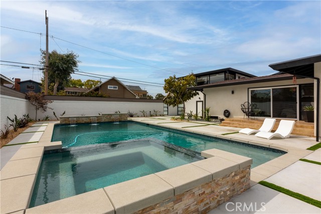 Detail Gallery Image 54 of 75 For 3841 Pacific Ave, Long Beach,  CA 90807 - 5 Beds | 5 Baths
