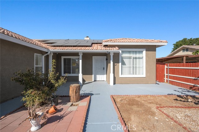 Detail Gallery Image 5 of 54 For 14228 De Sota Dr, Victorville,  CA 92392 - 5 Beds | 2 Baths