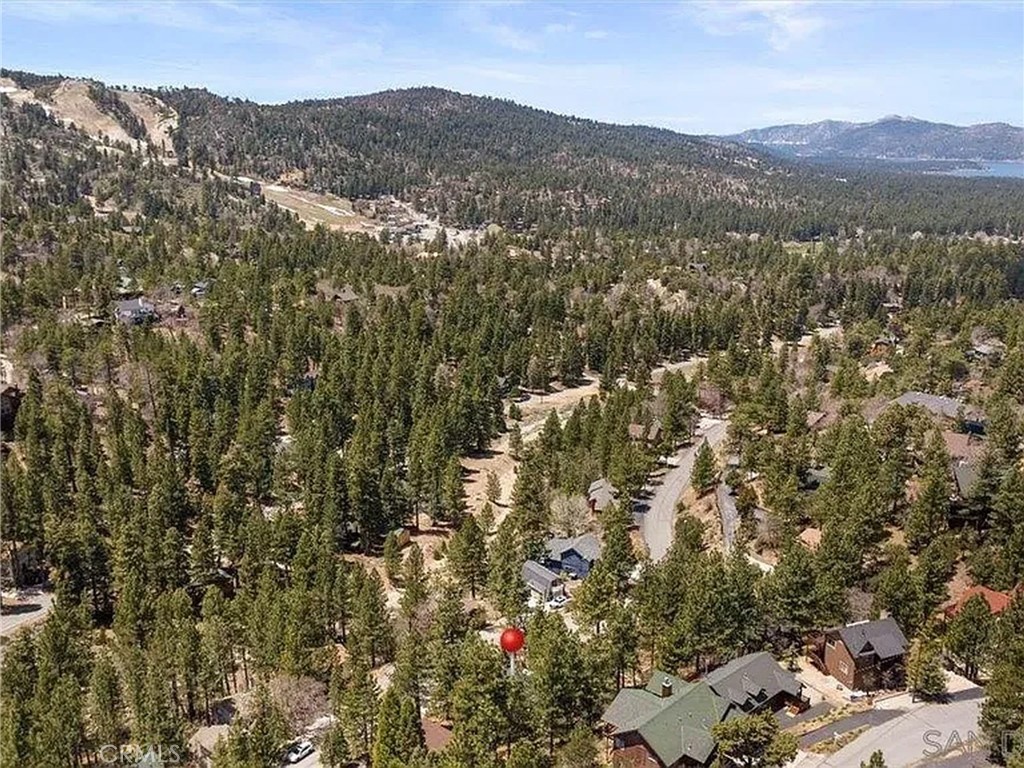 https://media.crmls.org/medias/32f02066-f4c9-4408-9197-f4b20ba2411b.jpg?preset=X-Large
