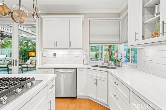 Detail Gallery Image 15 of 63 For 33 Calavera, Irvine,  CA 92606 - – Beds | – Baths