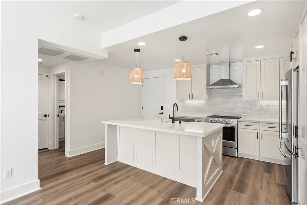 1101 Catania Court - photo 8