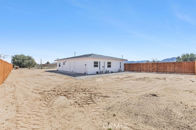 73244 Raymond Way, Twentynine Palms, CA 92277 Listing Photo  32