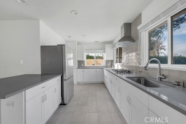7758 Mason Avenue, Winnetka CA: https://media.crmls.org/medias/32f22cad-5444-445a-a24c-c7c84c038660.jpg