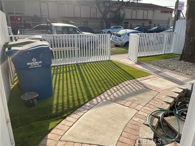 Detail Gallery Image 24 of 28 For 117 S Cedar, Inglewood,  CA 90301 - – Beds | – Baths