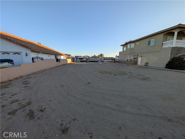 Detail Gallery Image 2 of 16 For 18340 Niagara Dr, Victorville,  CA 92395 - – Beds | – Baths