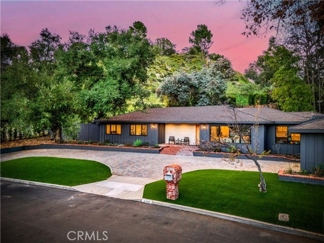 Detail Gallery Image 26 of 28 For 4830 Hasekian Dr, Tarzana,  CA 91356 - 4 Beds | 4/1 Baths