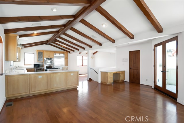 232 2nd Street, Manhattan Beach, California 90266, 3 Bedrooms Bedrooms, ,3 BathroomsBathrooms,Residential,Sold,2nd,SB22207047