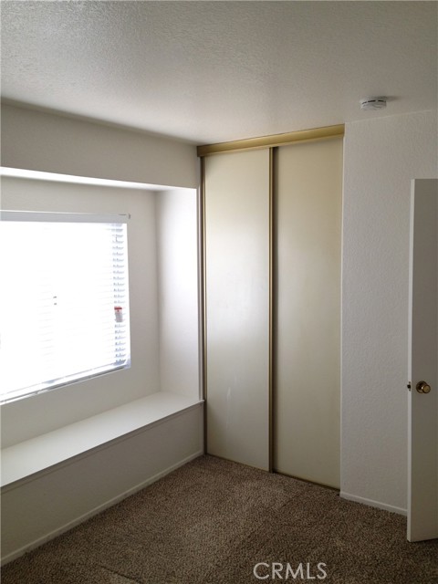 Detail Gallery Image 19 of 24 For 10482 Sagecrest Dr, Moreno Valley,  CA 92557 - 4 Beds | 2/1 Baths