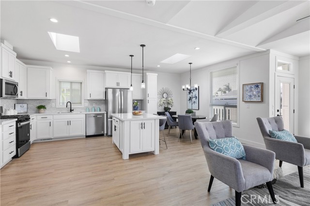 Detail Gallery Image 8 of 19 For 1065 Lomita Blvd. #180, Harbor City,  CA 90710 - 3 Beds | 2 Baths