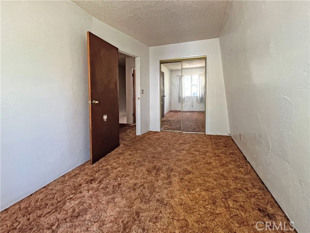 Detail Gallery Image 9 of 17 For 186 Kern Ave, Sugarloaf,  CA 92386 - 2 Beds | 1/1 Baths