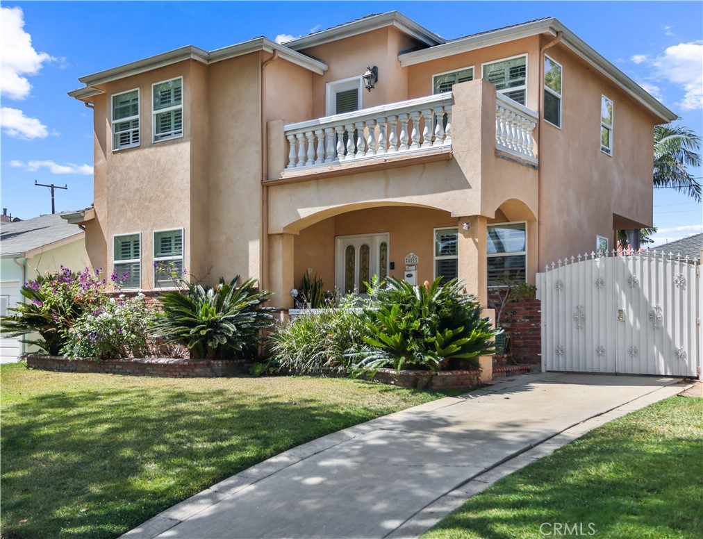405 W Ellis Avenue
