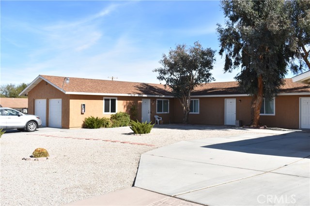 6321 Yucca Avenue, 29 Palms CA: https://media.crmls.org/medias/32f4d49d-d6cc-4054-8371-721544fba49b.jpg