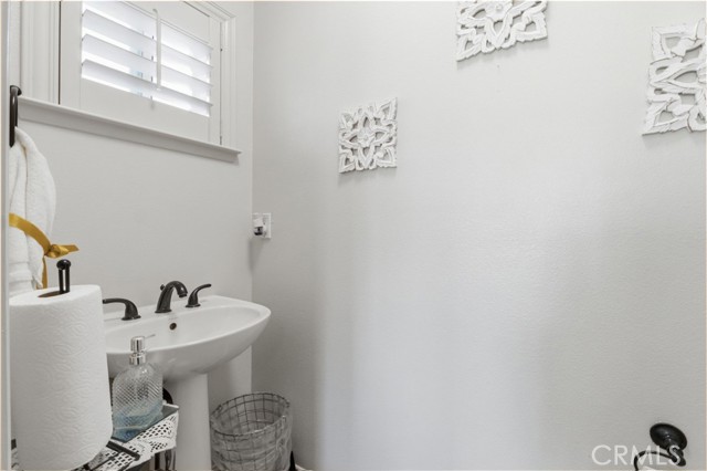 Detail Gallery Image 30 of 45 For 3296 Hollow Ave, Madera,  CA 93637 - 3 Beds | 2/1 Baths