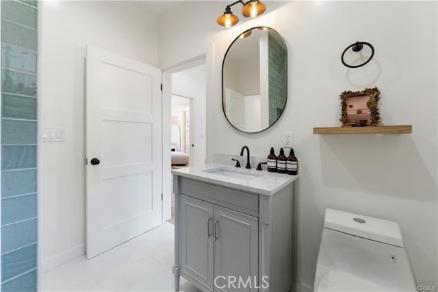 Detail Gallery Image 15 of 37 For 137 E Avenue 42, Los Angeles,  CA 90031 - 4 Beds | 2 Baths