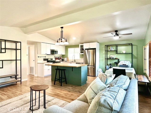 18070 Langlois, Desert Hot Springs CA: https://media.crmls.org/medias/32f58980-83b0-40bf-9af1-40a119c249a7.jpg