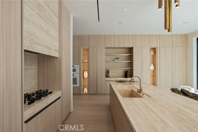 17177 Adlon Road, Encino CA: https://media.crmls.org/medias/32f5f0c1-08db-464f-ad14-5293adeed51e.jpg