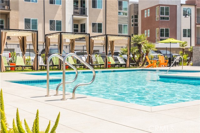Detail Gallery Image 14 of 17 For 960 N Tangent Privado #302,  Ontario,  CA 91764 - 2 Beds | 2 Baths