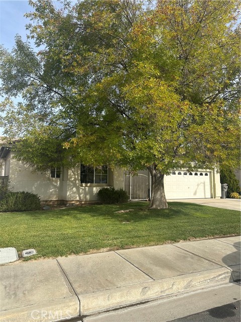 Detail Gallery Image 2 of 2 For 39832 De Vendome Ct, Murrieta,  CA 92563 - 4 Beds | 3 Baths