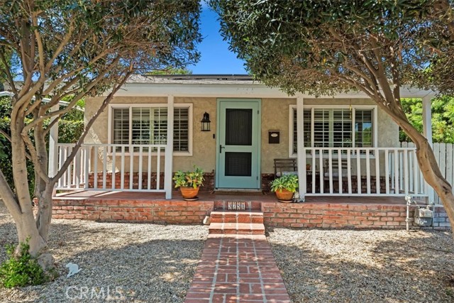 3751 Laurita Avenue, Pasadena CA: https://media.crmls.org/medias/32f6aaf6-9f42-4200-92f8-ba3d4f087c6e.jpg