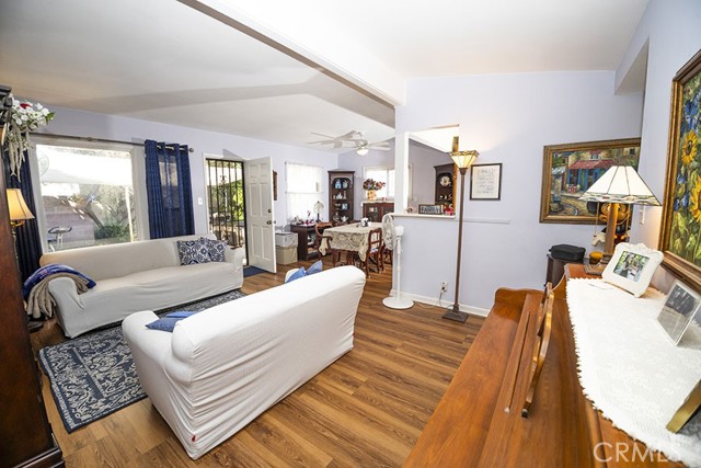 Detail Gallery Image 10 of 46 For 71 W Dameron, Long Beach,  CA 90805 - 3 Beds | 2 Baths