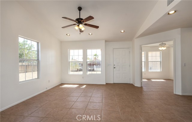 Detail Gallery Image 6 of 25 For 7728 Balsa Ave, Yucca Valley,  CA 92284 - 4 Beds | 2 Baths