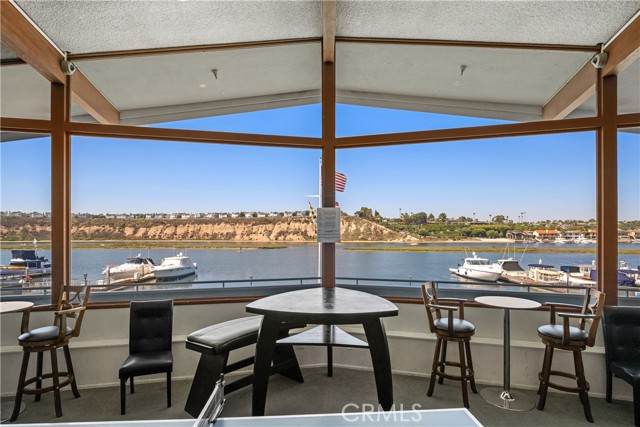 Detail Gallery Image 39 of 43 For 274 Revere Way, Newport Beach,  CA 92660 - 3 Beds | 2 Baths