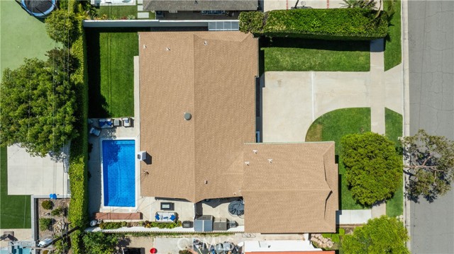 1055 N Mallard St., Orange CA: https://media.crmls.org/medias/32fa2b78-3fb2-4d3f-8302-05b113d327a7.jpg