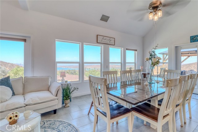 Detail Gallery Image 20 of 60 For 20948 Onaknoll Dr, Lake Mathews,  CA 92570 - 4 Beds | 3/1 Baths