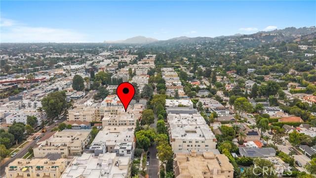 Detail Gallery Image 31 of 32 For 14521 Benefit St #102,  Sherman Oaks,  CA 91403 - 2 Beds | 2 Baths