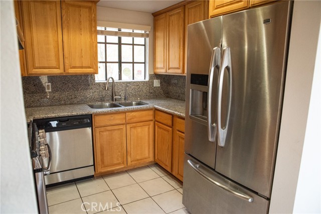 Detail Gallery Image 9 of 17 For 227 S Atlantic Bld a,  Monterey Park,  CA 91754 - 3 Beds | 2/1 Baths