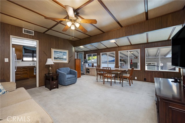 Detail Gallery Image 9 of 37 For 2900 Manhattan Ave, La Crescenta,  CA 91214 - 3 Beds | 2 Baths