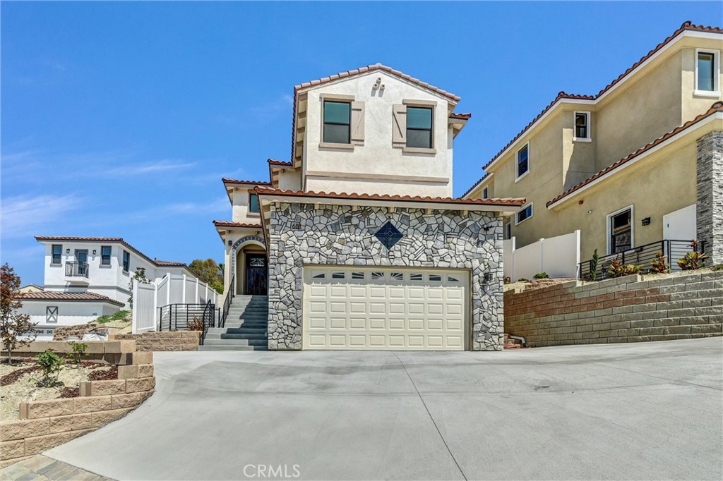 681 Castlehill Drive