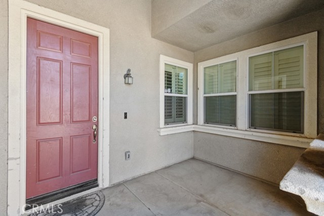 Detail Gallery Image 4 of 51 For 6557 Moonriver St, Corona,  CA 91752 - 4 Beds | 2/1 Baths