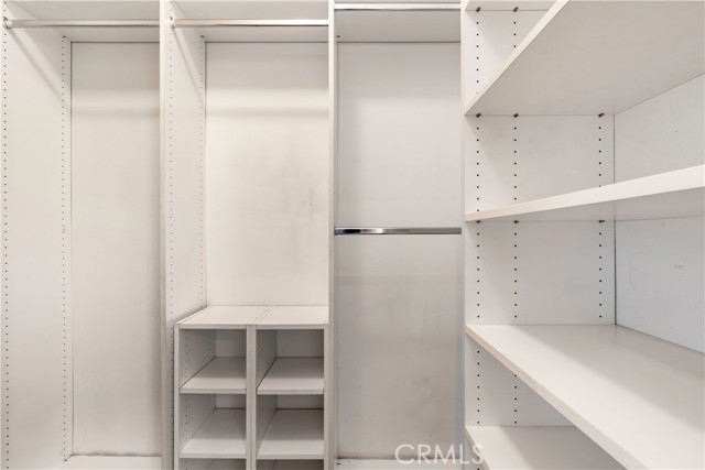 2604 E 20th street, Signal Hill CA: https://media.crmls.org/medias/32fb8b62-52fe-4848-a761-31574af9df6a.jpg